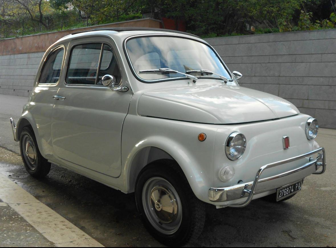 Fiat 500 F posteriore