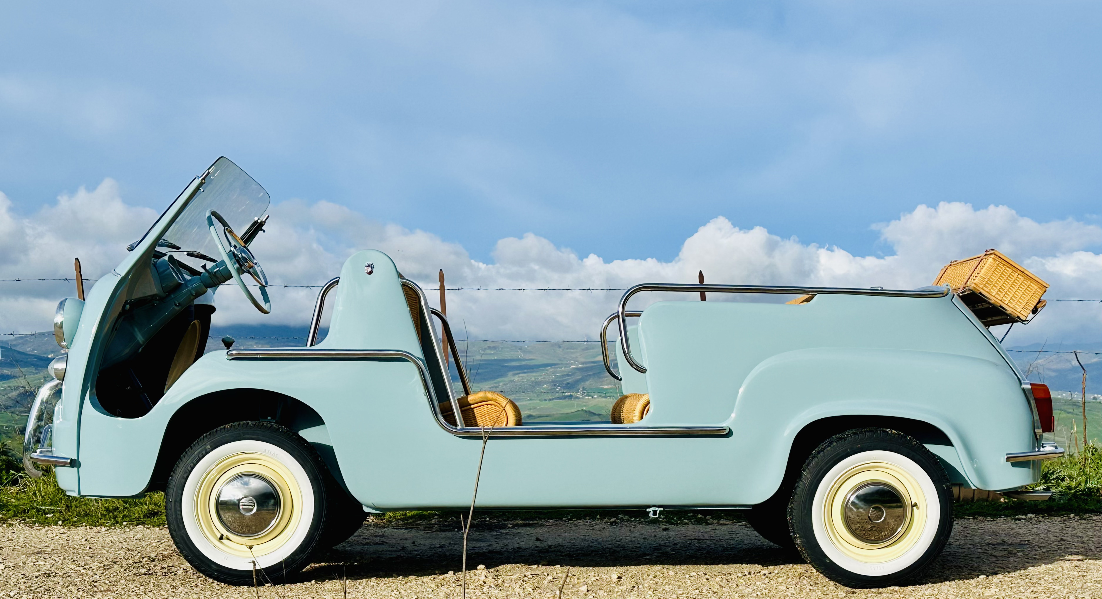 Fiat 600 Multipla Jolly Ghia interni