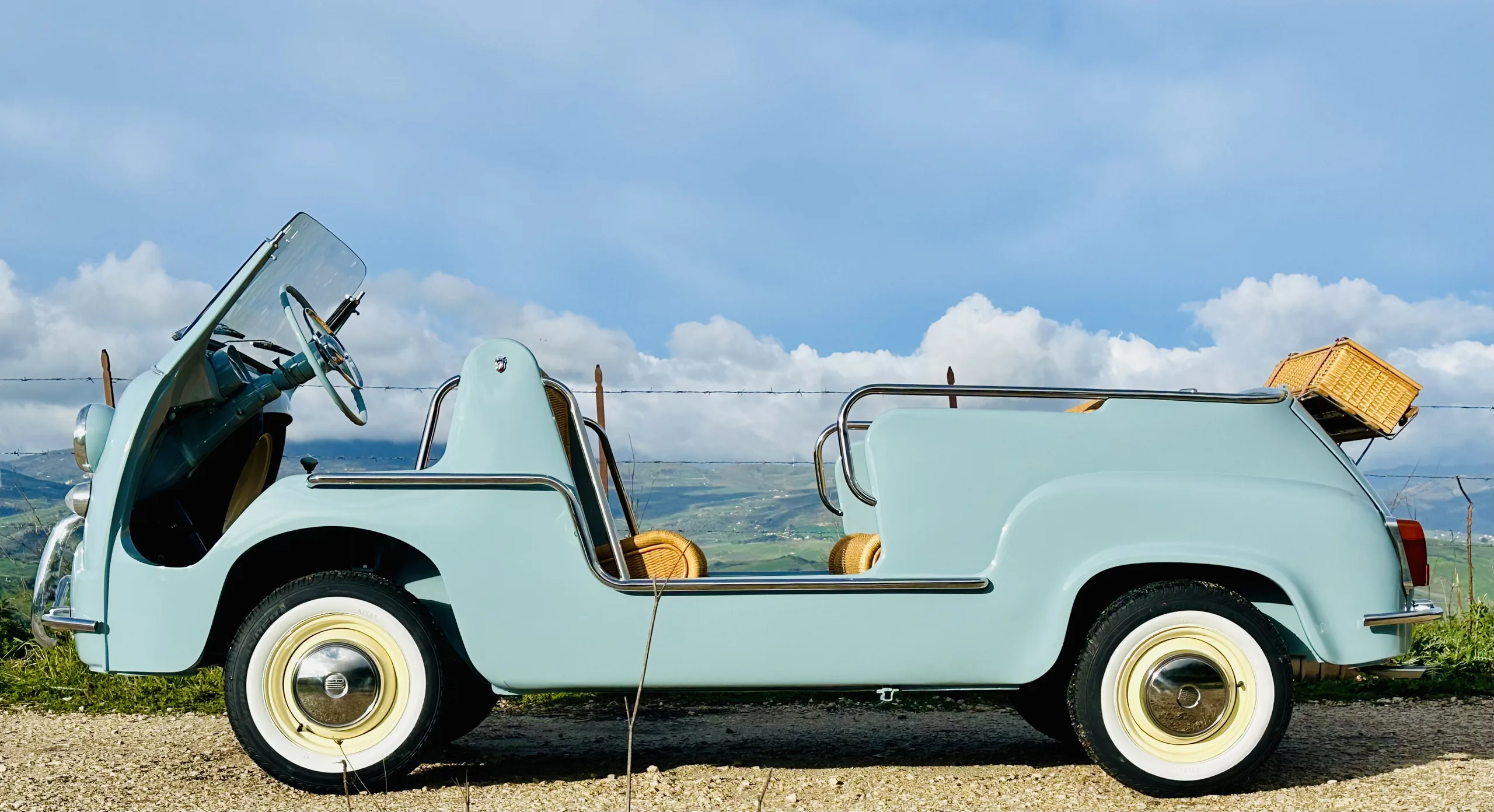 Fiat 600 Multipla Jolly Ghia interni