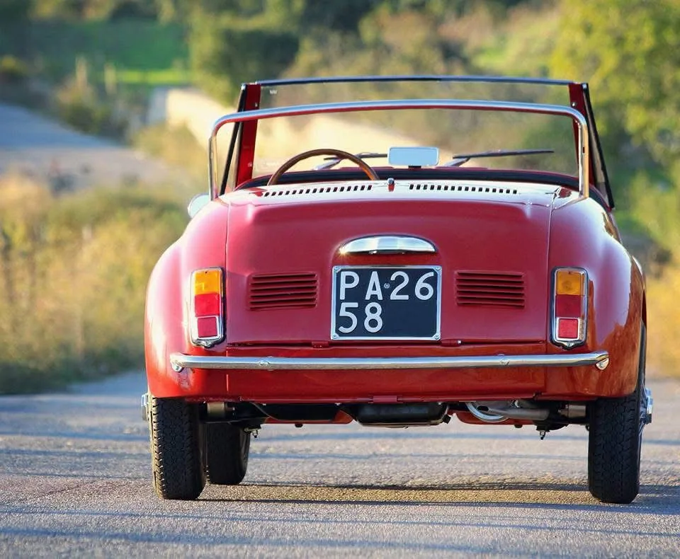 Fiat 500 d'epoca vista laterale
